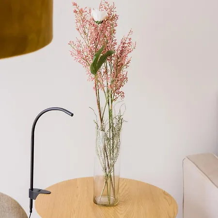 4da- Sunlit Apartment, Beautifully Designed In The Heart Of The City's Desirable Area 公寓 *