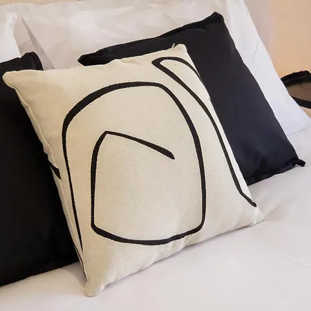 4da- Sunlit Apartment, Beautifully Designed In The Heart Of The City's Desirable Area 公寓 Lisboa
