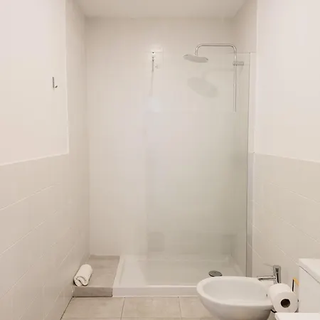 公寓 4da- Sunlit Apartment, Beautifully Designed In The Heart Of The City's Desirable Area *